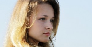 Anita a lakótelepen meztelenkedik